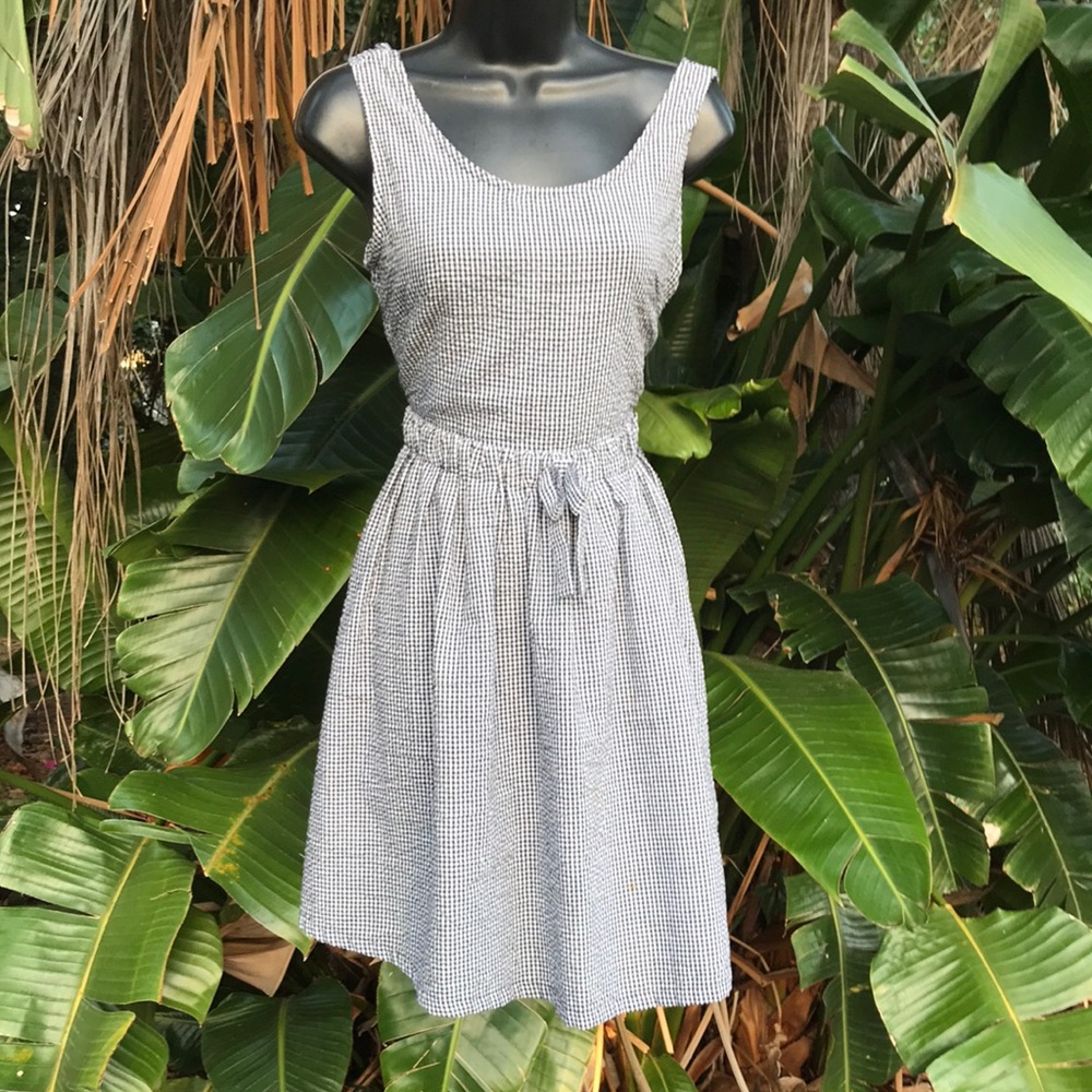 Cut out gingham dress